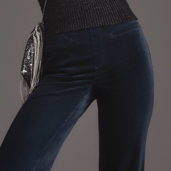 Anthropologie Pilcro Velvet Pull-On Mid-Rise Retro
Flare Jeans 30 Teal Blue - Picture 4 of 11